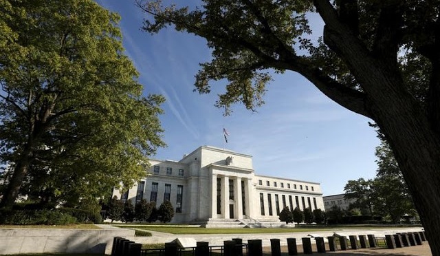 Federal Reserve Now Committed to Raising Interest Rates on Accelerated Schedule to Speed the Arrival of the “Trump Crash” | Stillness in the Storm